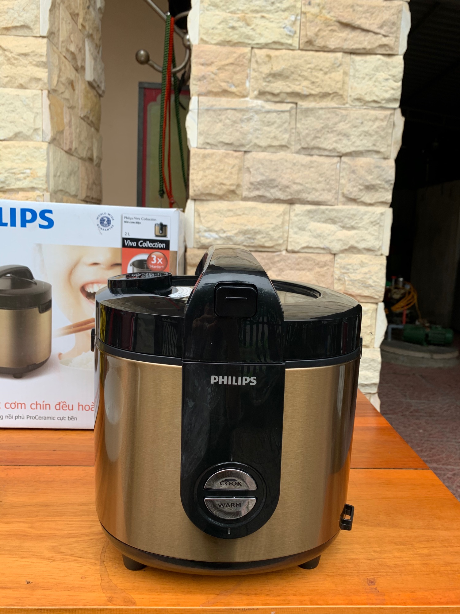 Nồi cơm điện Philips HD3128 - 2 lít
