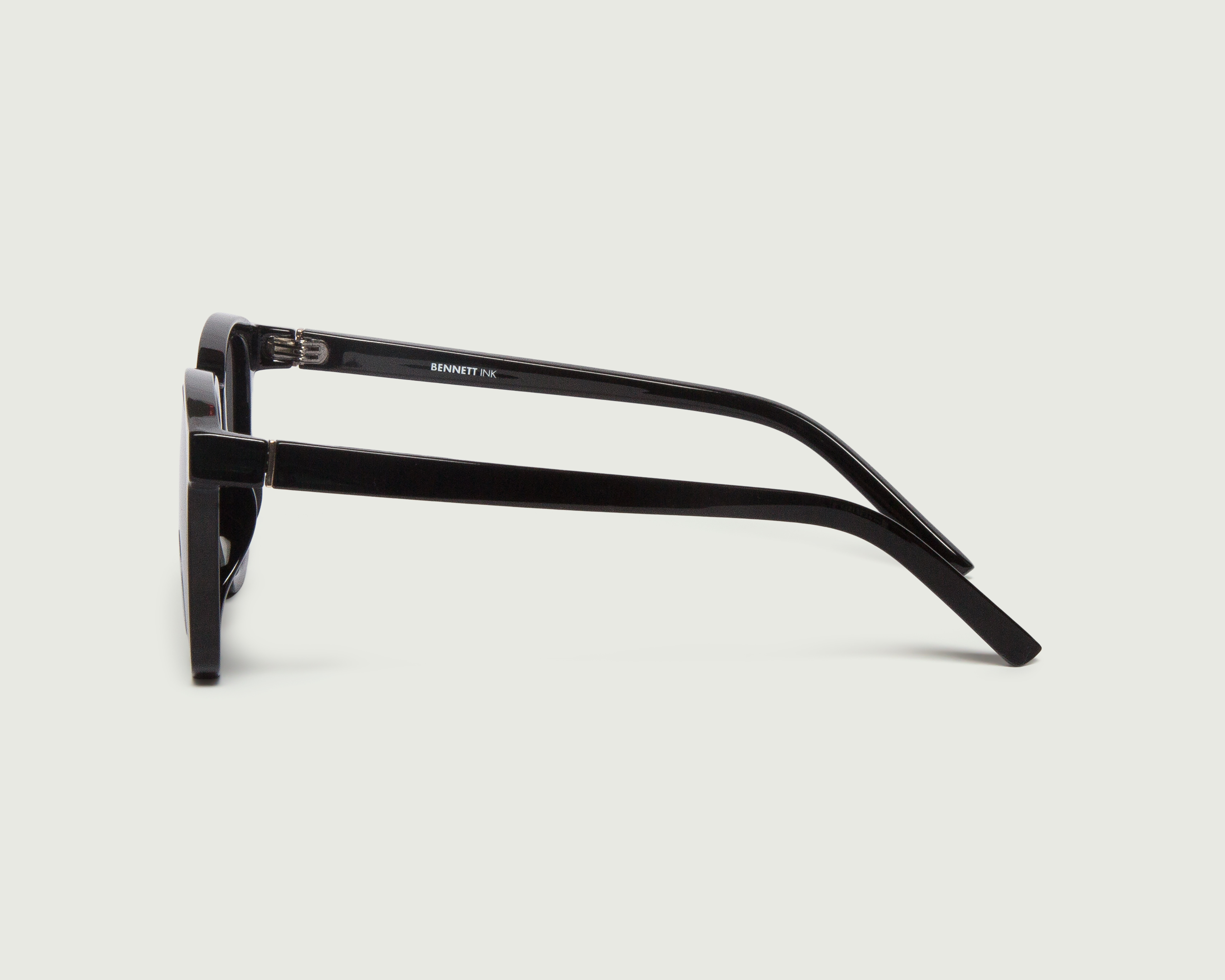 Kính mát Sunnies Studios Gọng Vuông Bennett in Ink