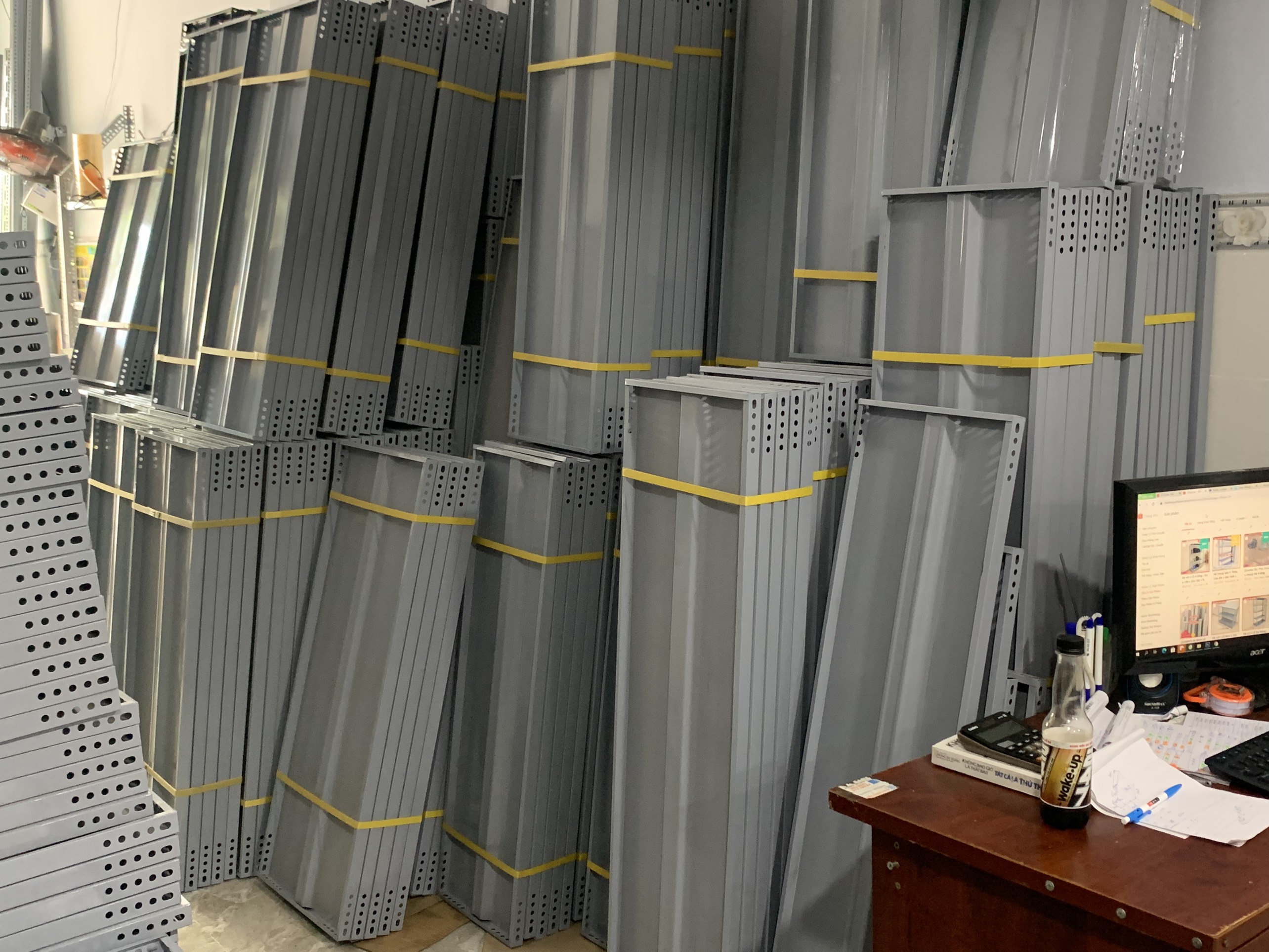 Mâm sắt 40 x 100cm, lắp ráp kệ sắt, kệ v lỗ..