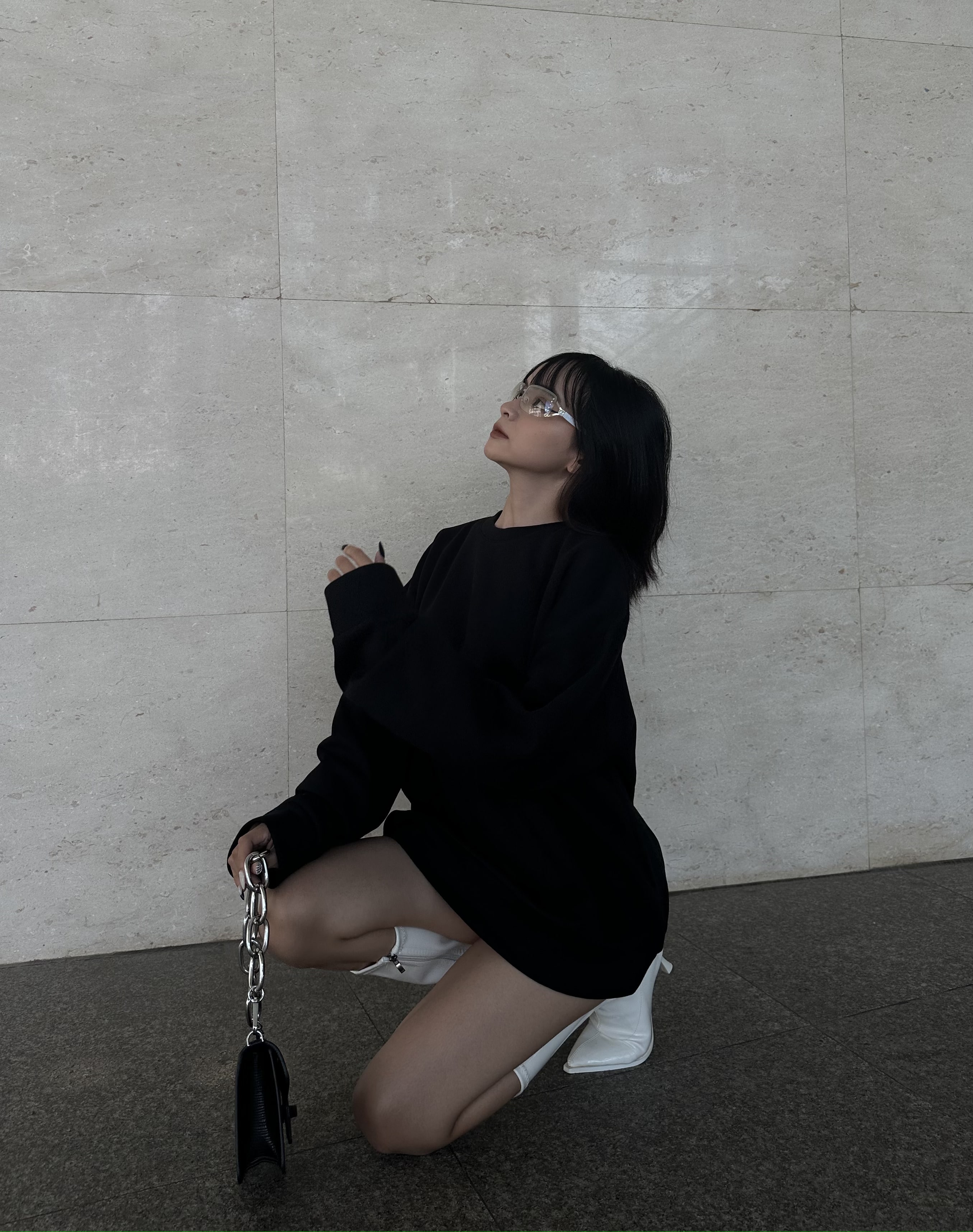 Áo Sweater Nỉ Bông Form Rộng Cổ Tròn Kiểu Dáng Basic Trơn 2AM