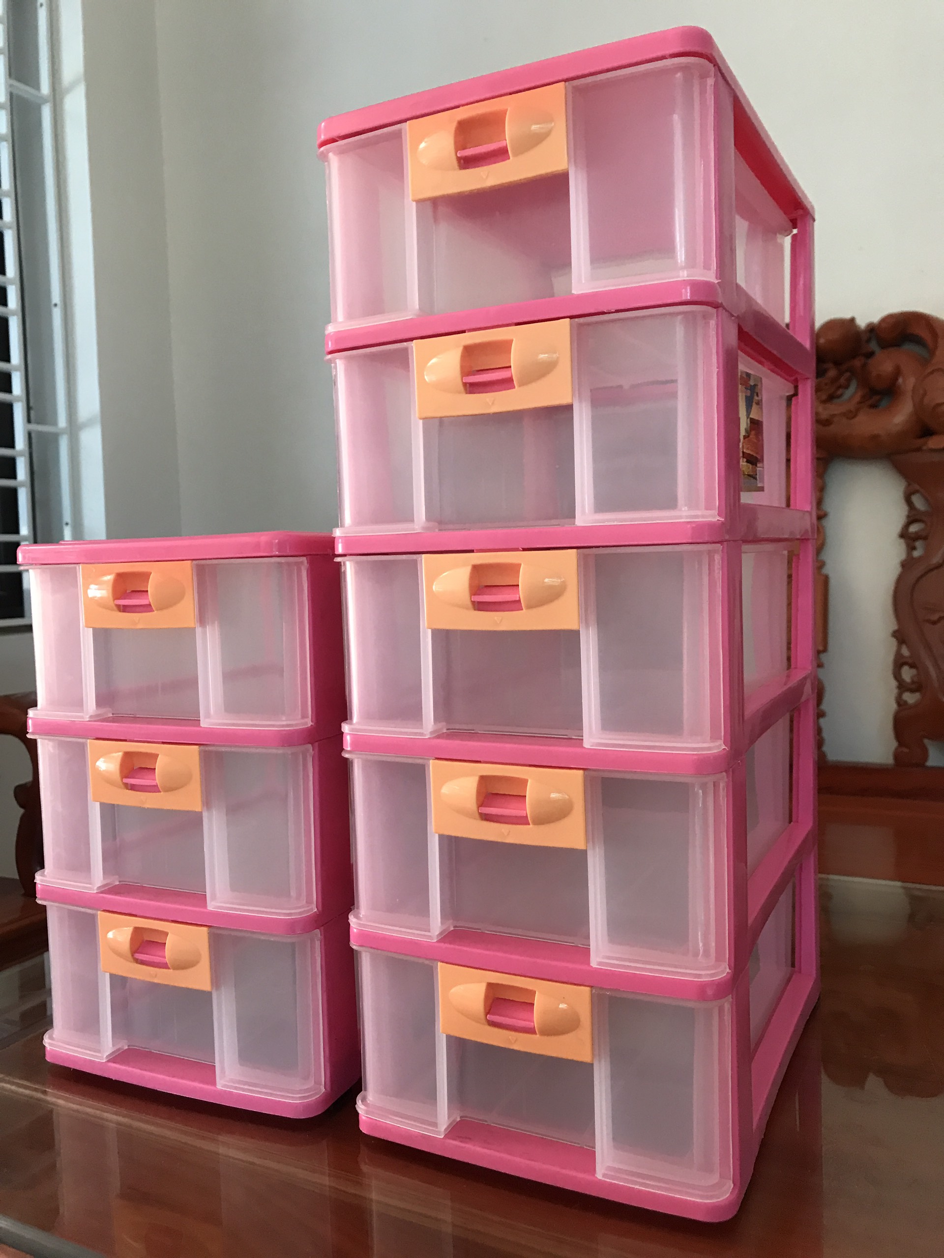 Tủ mini  có khóa chốt nhựa chắc chắn