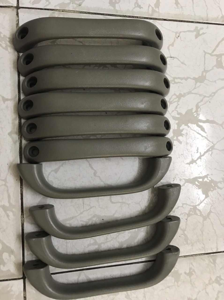 Tay vịn trần sau Suzuki Carry&Daewoo Damas