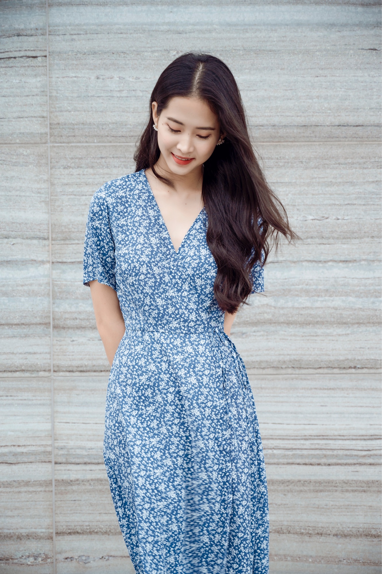 Váy đắp chéo vạt cột dây - xanh da trời