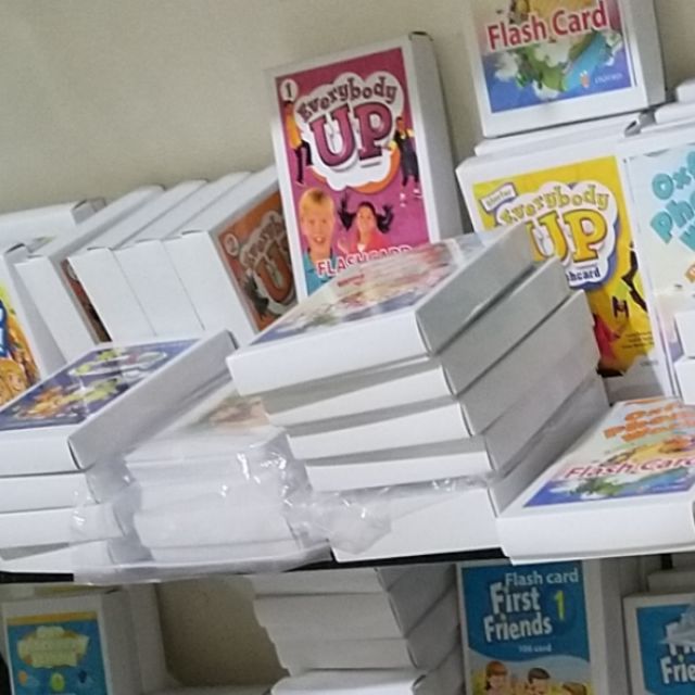 [Thẻ học tiếng anh Everybody Up] 1,2,3,4,5, starter + Flash card cho bé + 1995 BOOKS