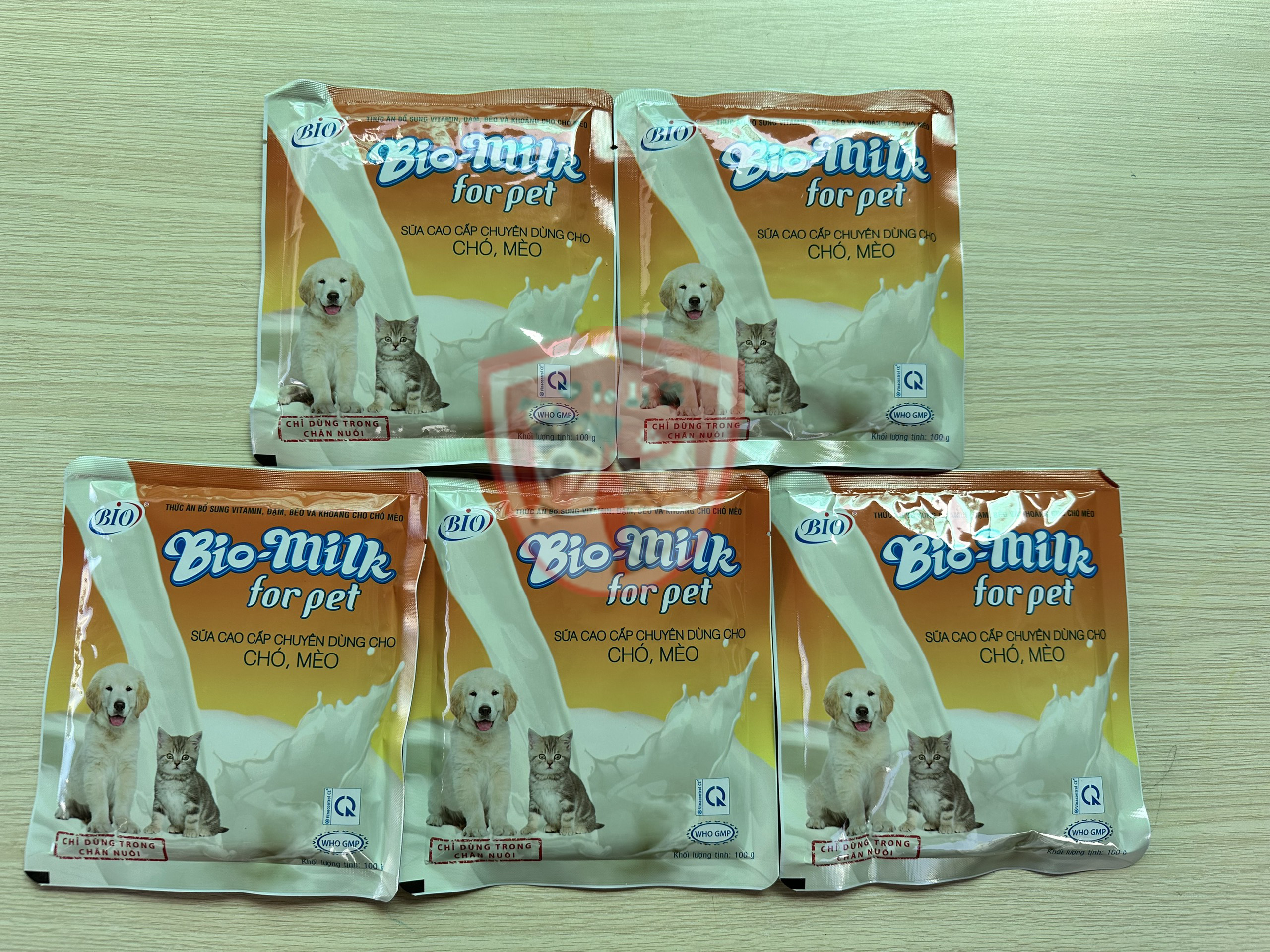 Sữa Bột Cao Cấp Dùng Cho Chó Mèo Bio Milk 100g