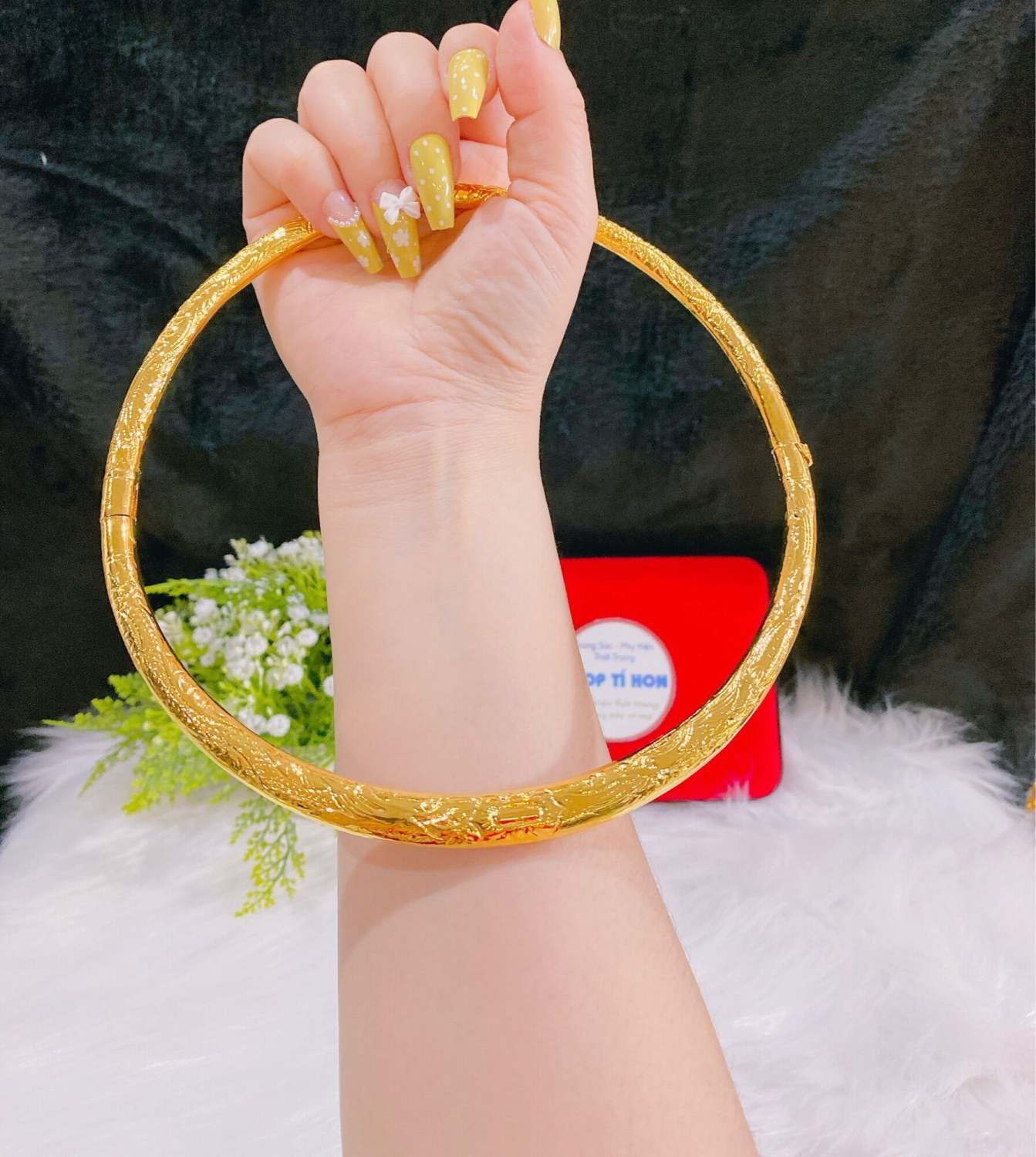 Kiềng cổ cưới chạm rồng phụng bản dẹp mạ vàng 24k cao cấpmẫu mới về ( 1 kiềng ) mua kiềng tặng 1 nhẫn trơn 5 phân mạ vàng 24k