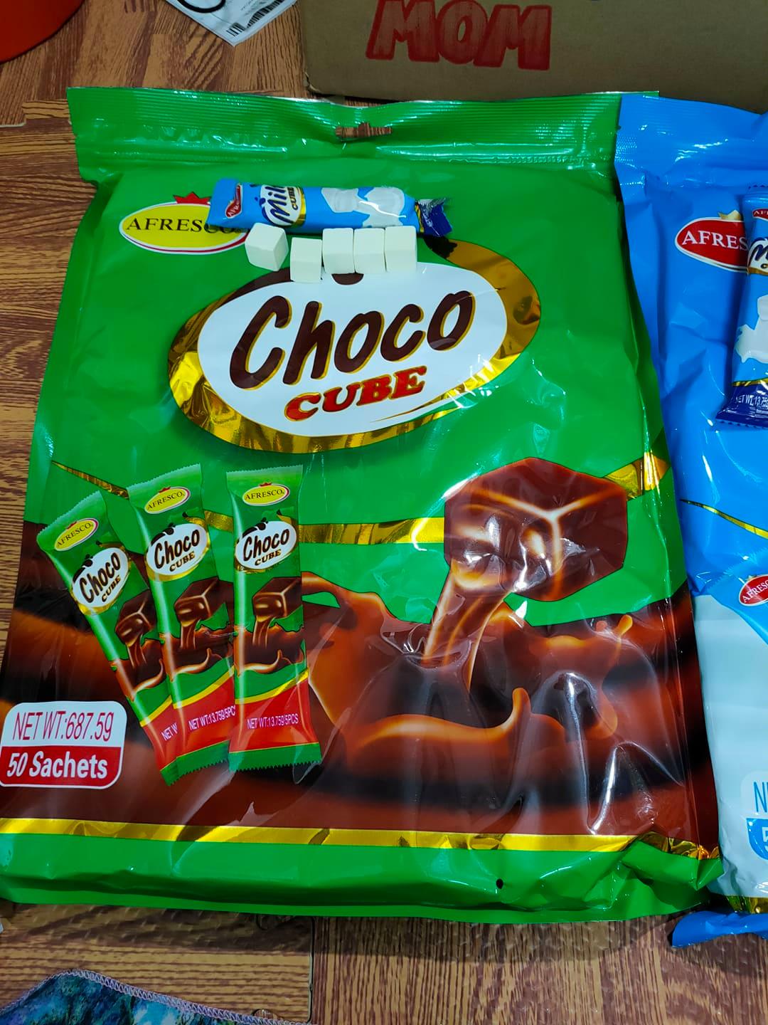 [ Sẵn hàng ] Combo 30 gói ( 13,7gr/gói - khoảng 150 viên ) Kẹo viên sữa chua MILK / CHOCO CUBE siêu ngon