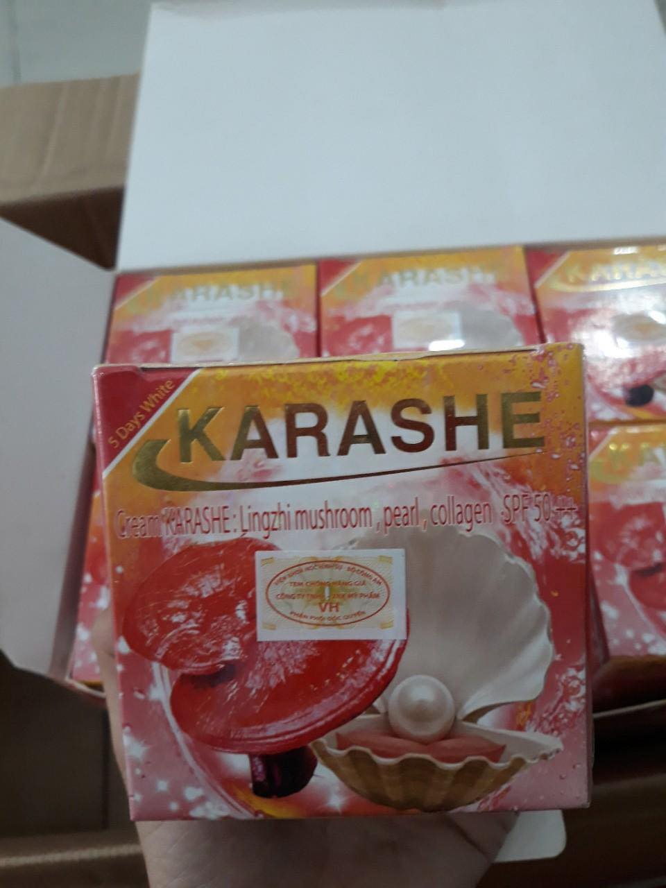 Kem Dưỡng Trắng KARASHE
