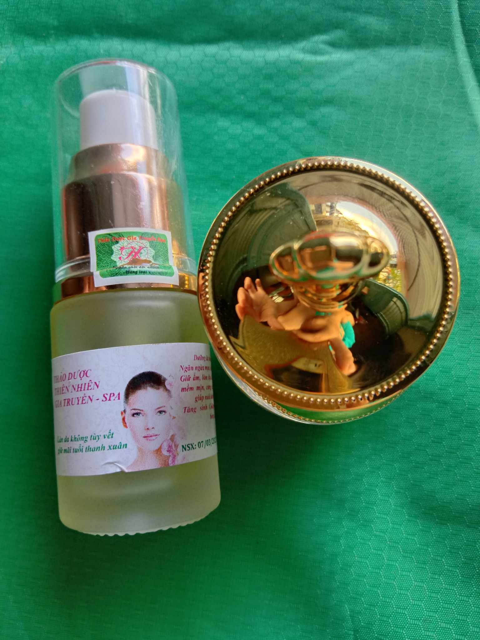 COMBO: 1 Kem Dưỡng + 1 Serum Dưỡng