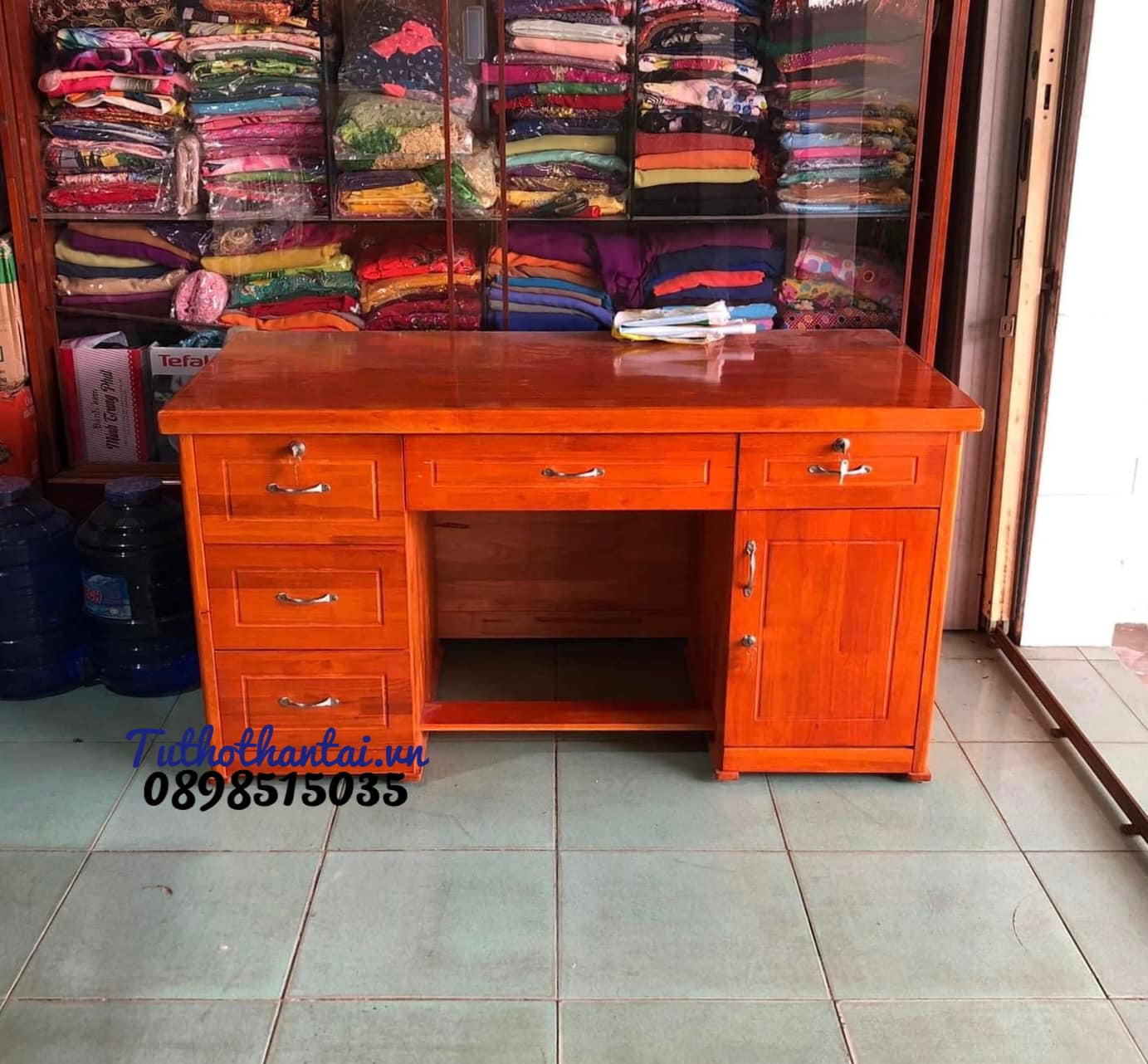 Bàn làm việc gỗ Cao Su màu