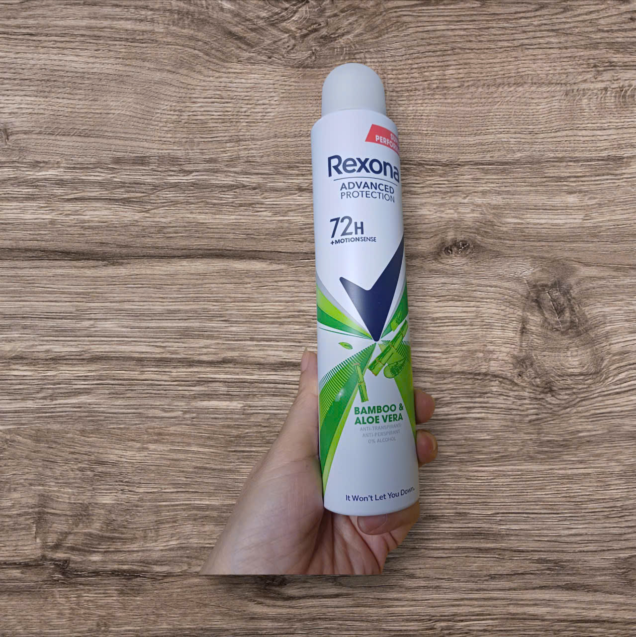 Xịt Khử Mùi Nữ 200Ml Rexona MS01