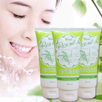 Sữa rữa mặt gạo Thái Lan 180ml