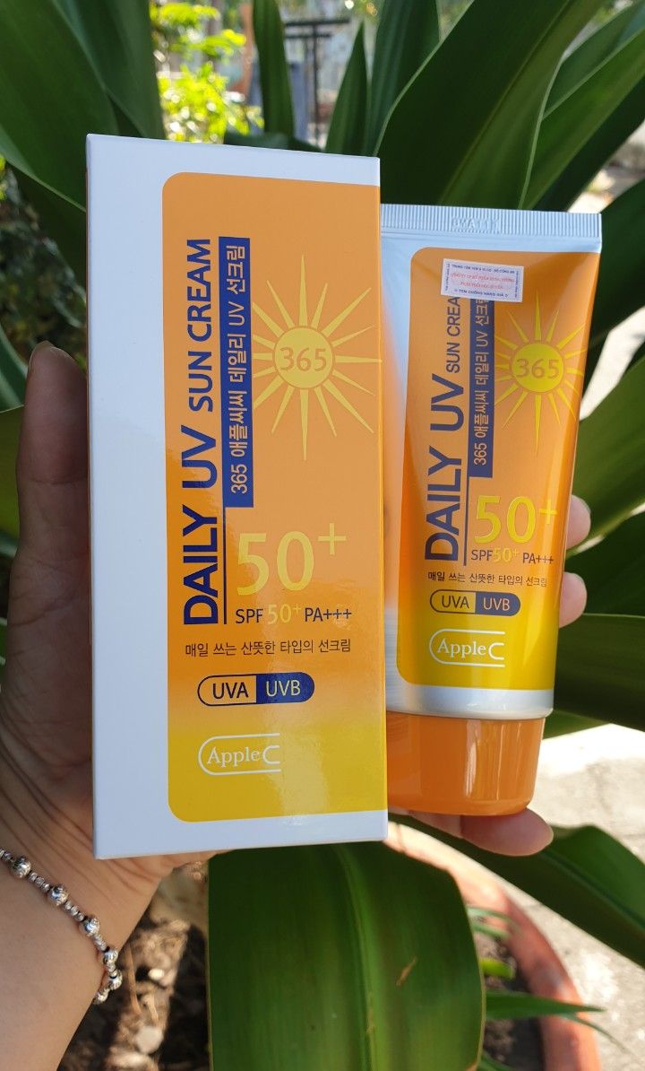 Kem chống nắng applebee daily uv sun cream spf50+ pa+++