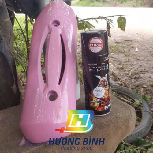 Sơn xịt Samurai màu NỀN Hồng - UC Y242 (400ml) (có khả năng kháng xăng A92, A95)