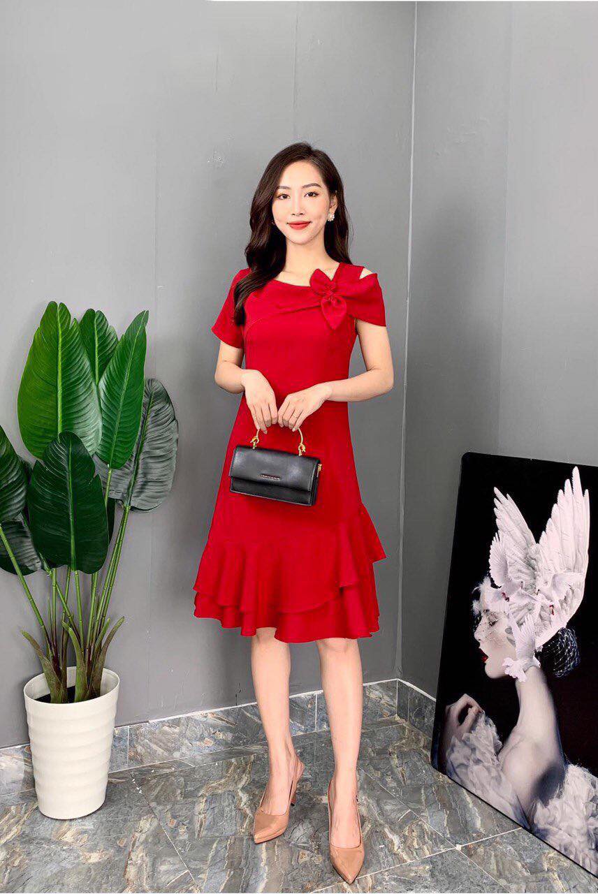 [HCM]đầm đuôi cá kèm hoa