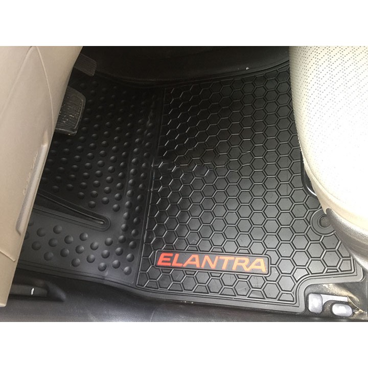 Lót sàn cao su Elantra