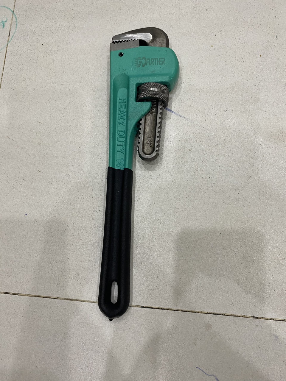Kìm nước,mỏ lết răng cá sấu 12'inh,14",18",24" siêu bền, chắc chắn