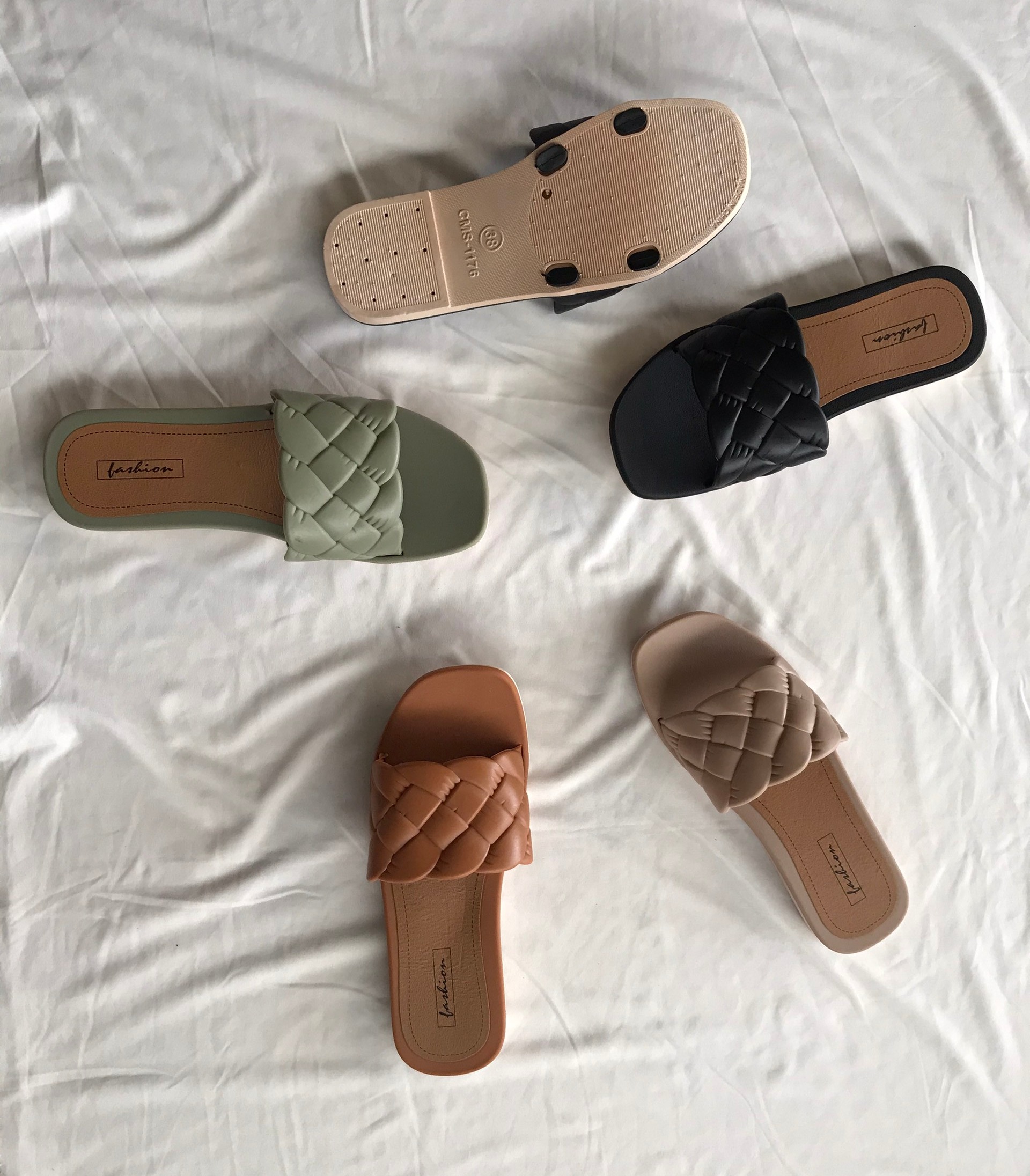 DÉP NHỰA NỮ XỊN QUAI ĐAN SIÊU CUTE