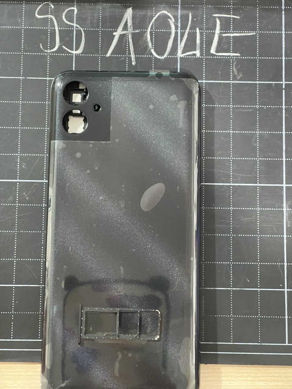 Bộ vỏ thay thế sam sung A04E kèm khay sim và kính camera