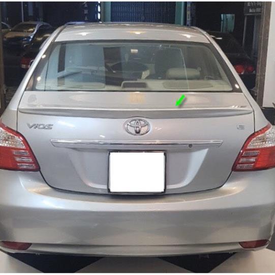 Đuôi gió liền cốp Vios 2007-2013 hàng mộc chưa sơn.