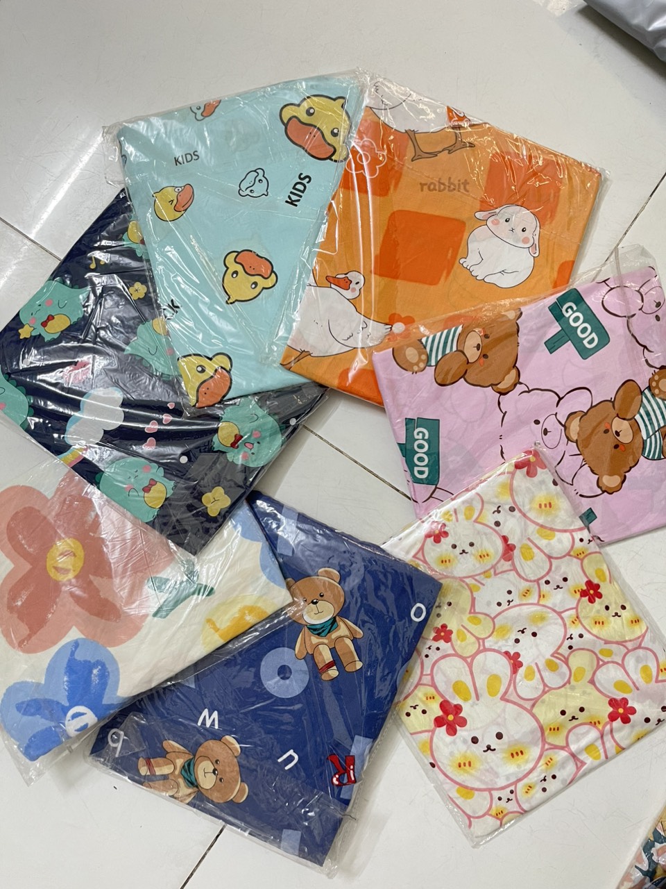 đồ bộ tole lanh đùi 4 size (40-80ki)