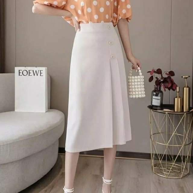 Chân váy công sở dài phối 3 cúc