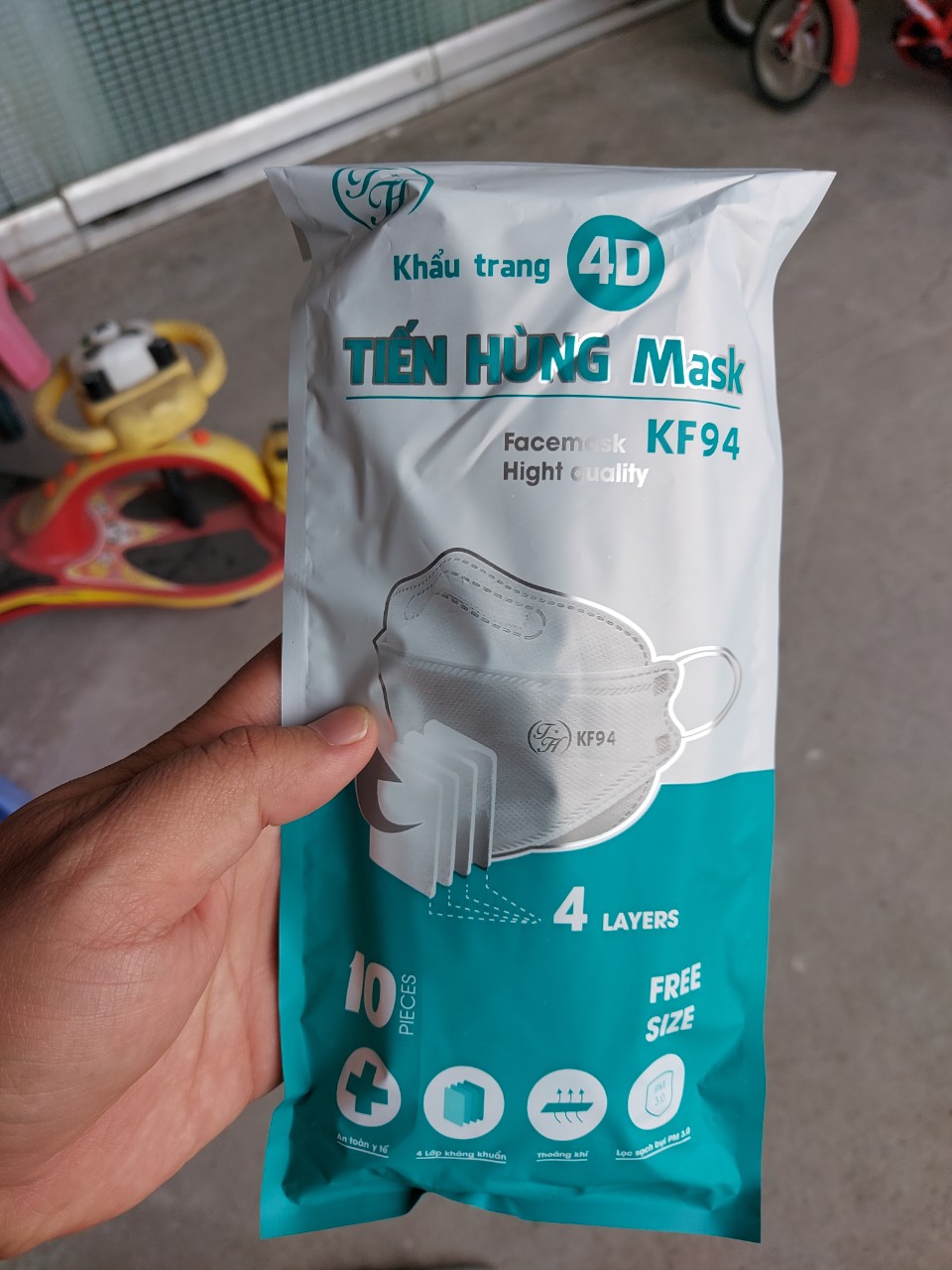 Khẩu trang y tế KF94 Tiến Hùng