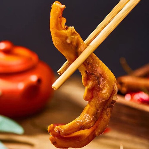 Chân Vịt  Ăn Cay Tê Lưỡi Món Hot Trend Gần Đây