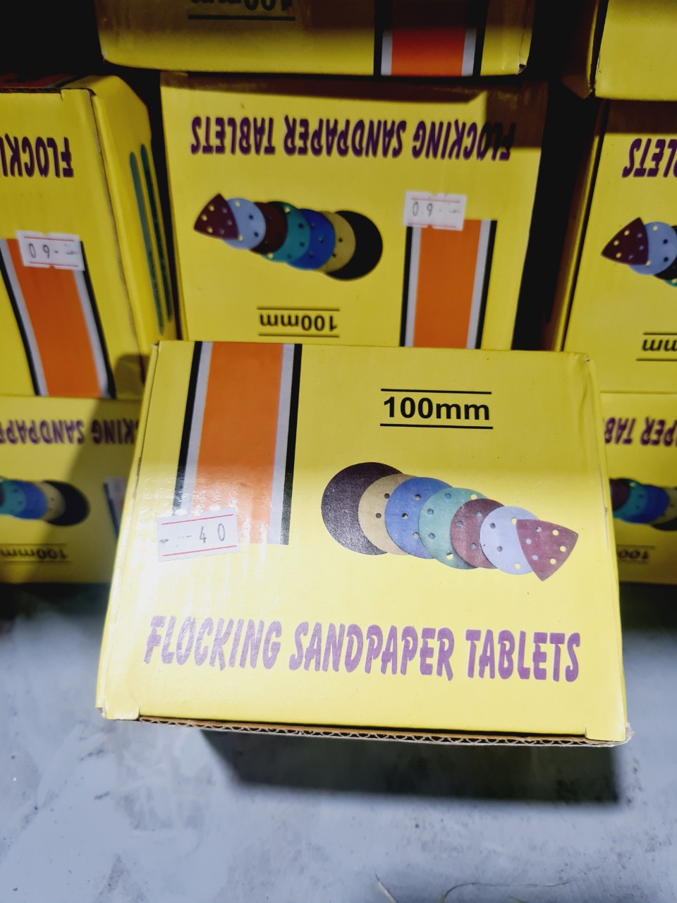 HỘP GIẤY NHÁM TRÒN 100 MM [ 1 HỘP/ 100 TỜ]