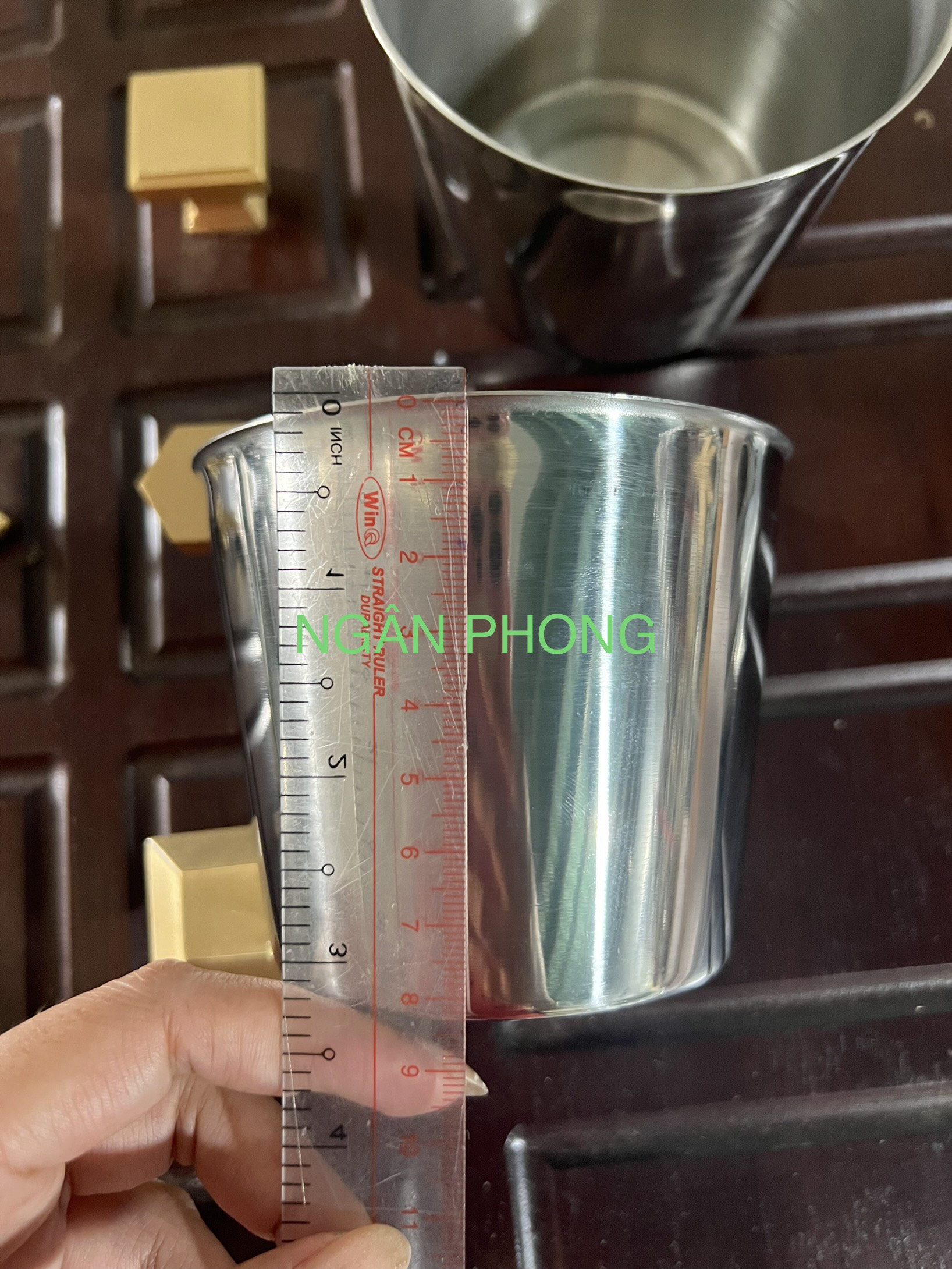 LY LÀM ĐÁ INOX