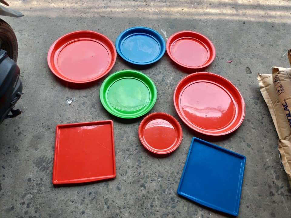 Khay nhựa hứng phân lồng chim