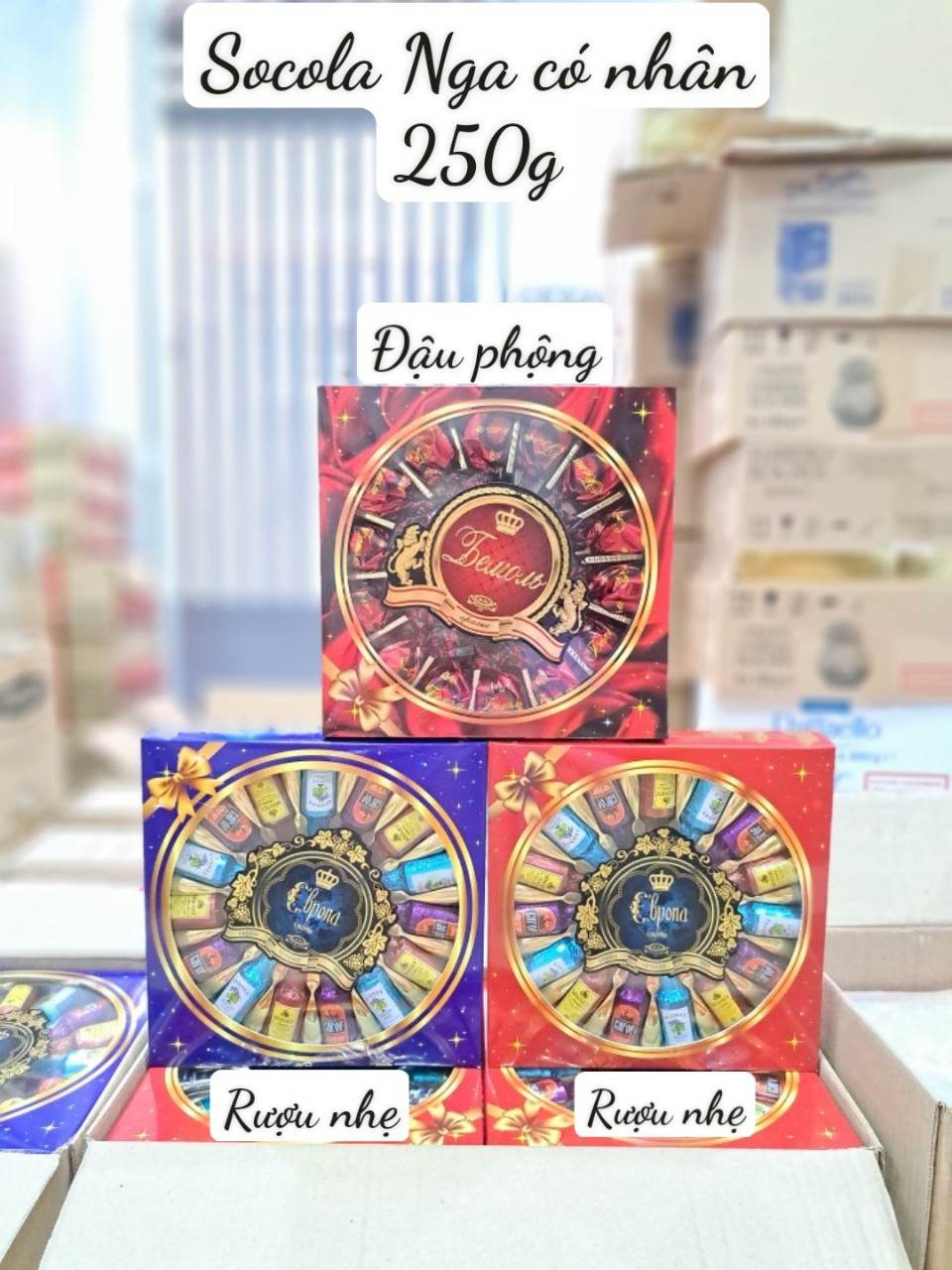 SOCOLA HÌNH CHAI RƯỢU EBPONA - SOCOLA NGA 250g ( hộp đỏ)
