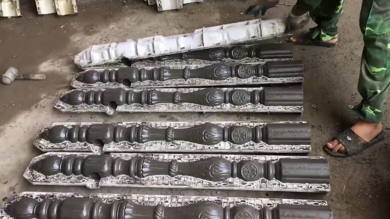 KHUÔN HÀNG RÀO BÚP SEN 1M13