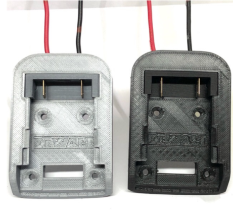 Đế lấy nguồn từ pin Dewalt 20v