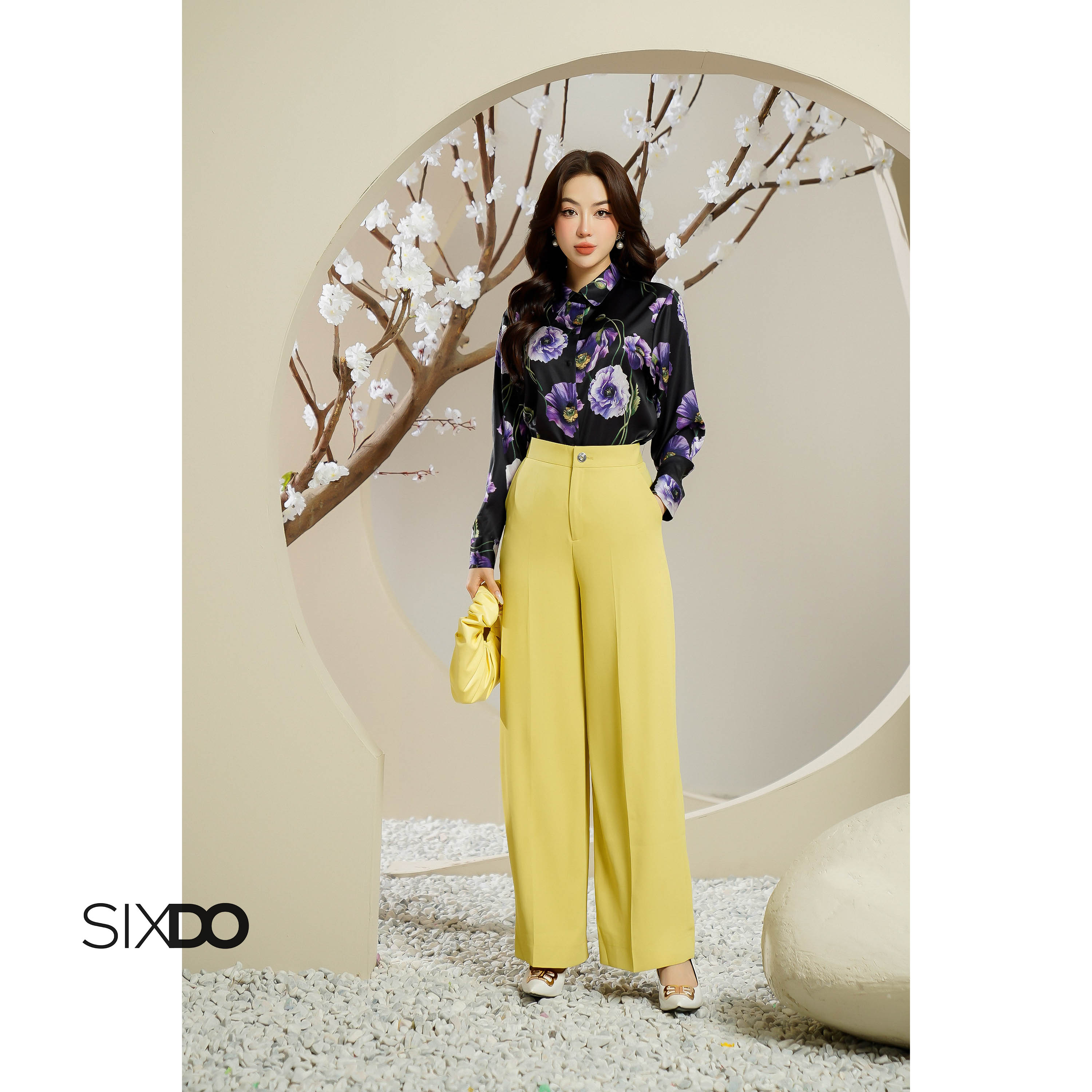 Áo sơ mi nữ lụa đen in hoa SIXDO (Black Poppy Silk Shirt)