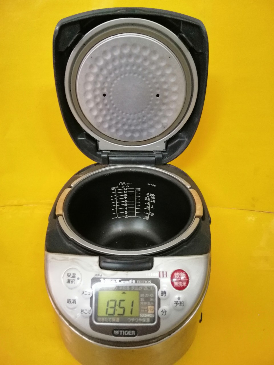 Nồi cơm nội địa Nhật Tiger JKR-A180 (1.8L)