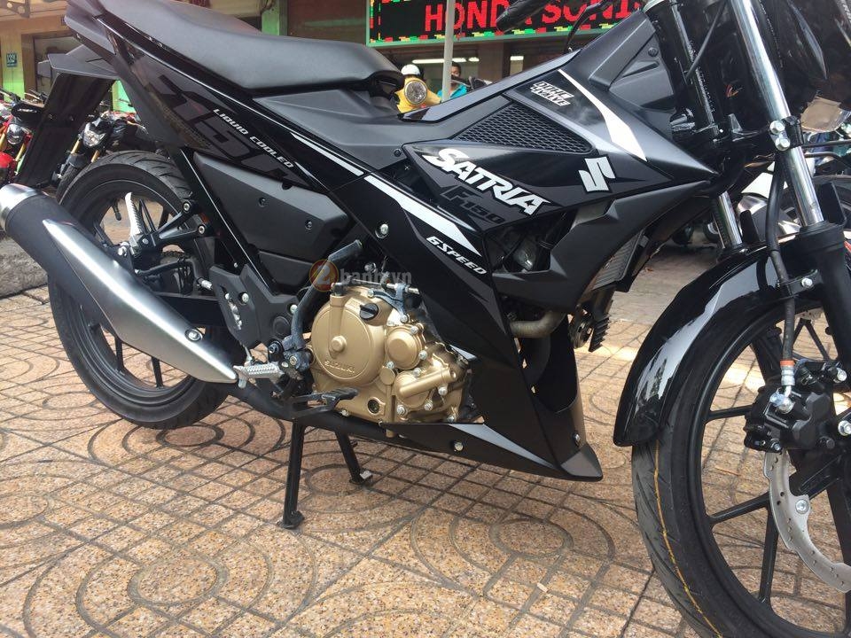 Tem rời satria fi xám đen chế zin