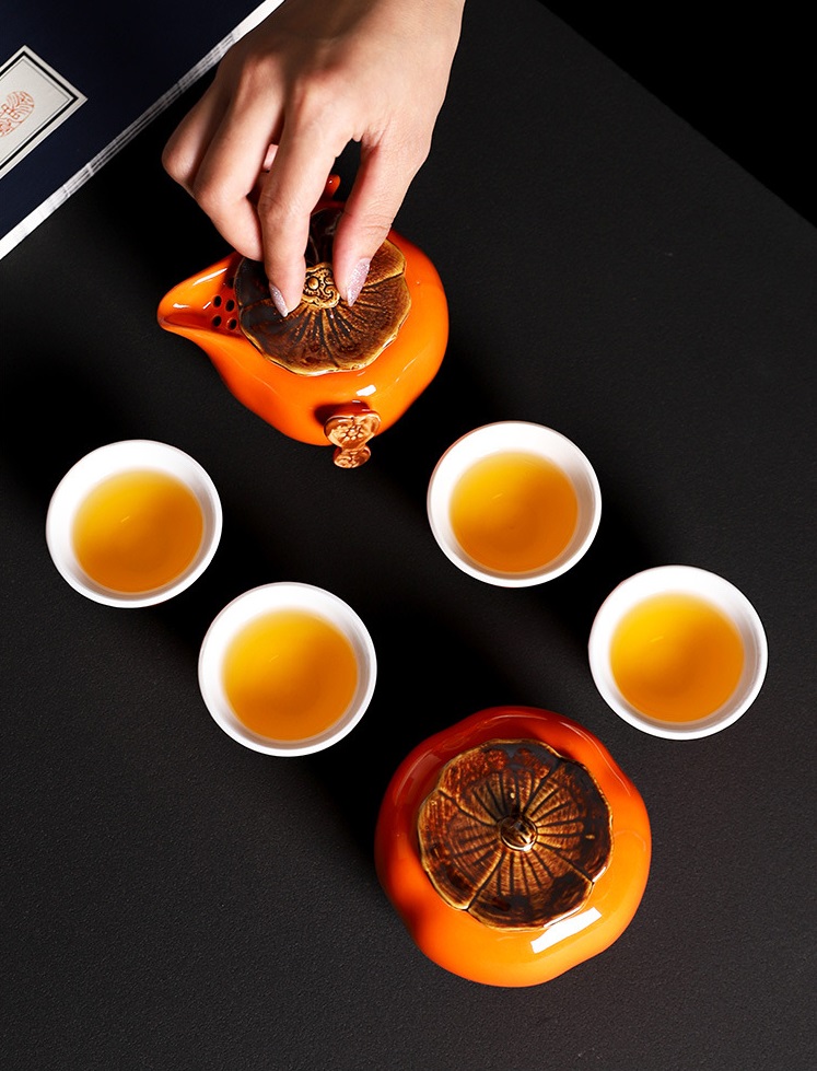 Bộ Ấm Chén Sứ Pha Trà Đạo Độc Đáo hình Quả Hồng
