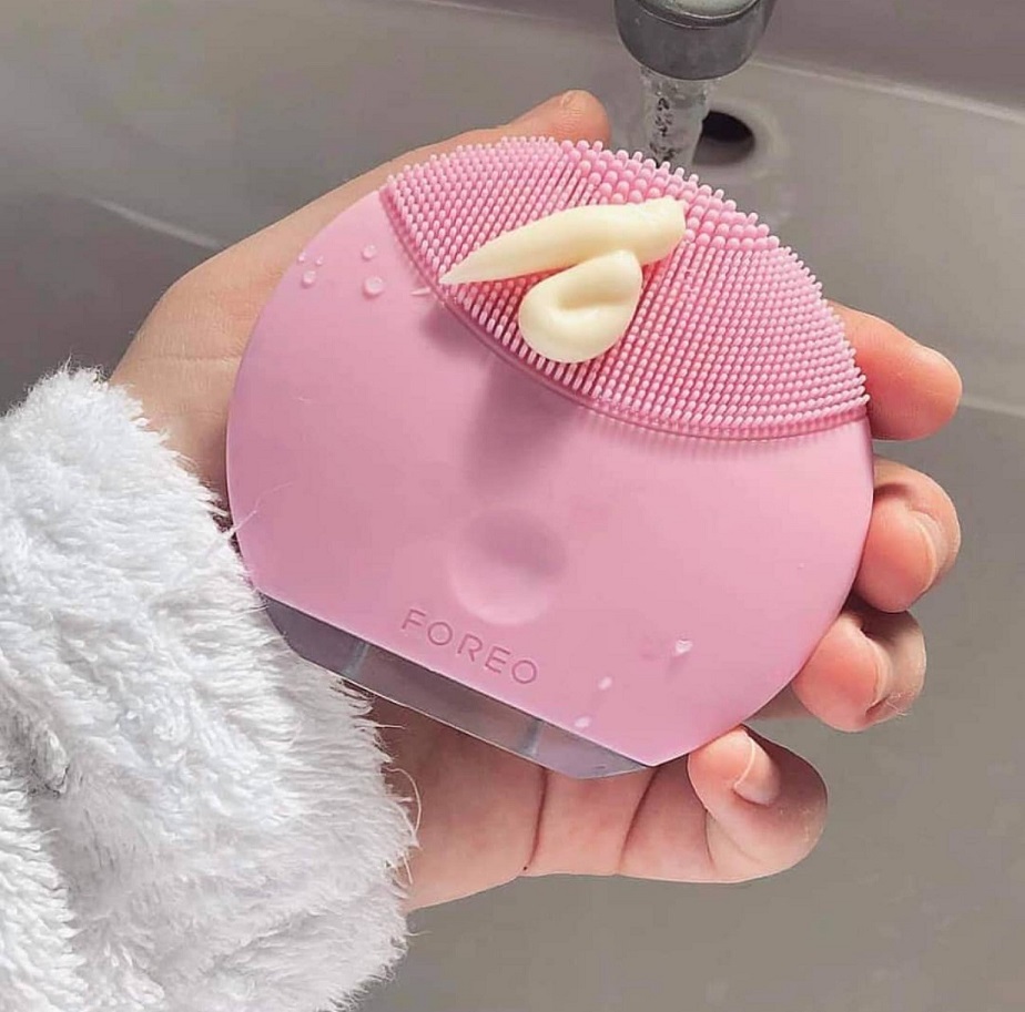 Máy rửa mặt silicon cầm tay forever mini cao cấp - máy rửa mặt kiêm massage tẩy tế bào chết cực hiệu quả - phù hợp với mọi loại da