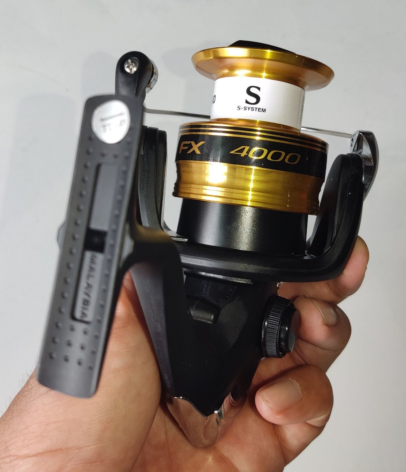 Máy câu đứng SHIMANO FX 4000 C3000 2500HG