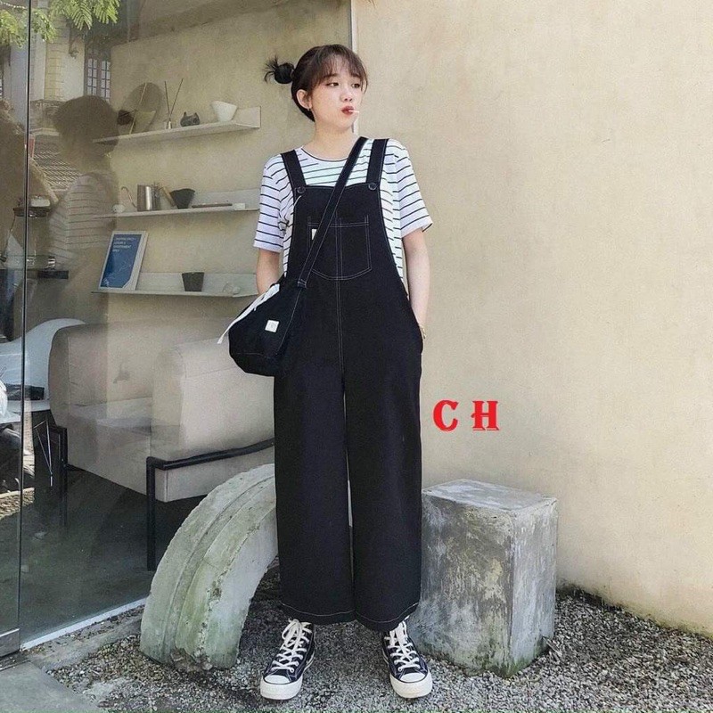 Yếm chỉ nổi lô gô trắng CH12
