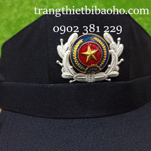 Nón bảo vệ xanh đen kèm sao