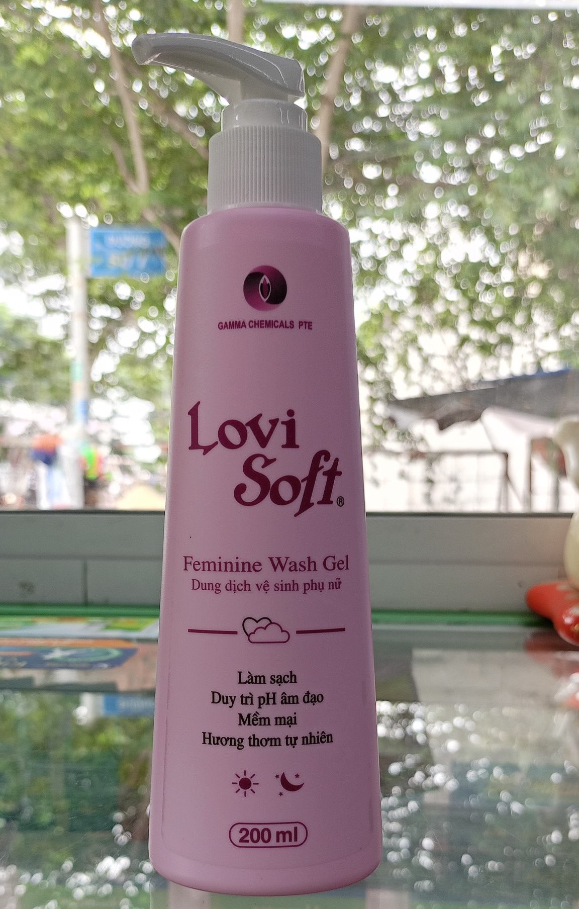 Dung Dịch Vệ Sinh Phụ Nữ LOVI SOFT (Chai 200ml) [Dạ Hương, Saforelle, lovisoft]