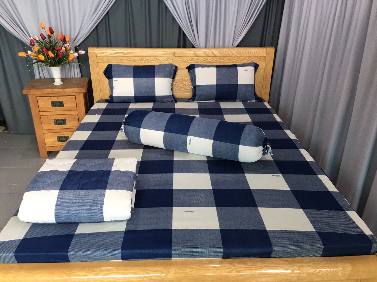 Bộ Ga Gối 4 Món Thun Lạnh Hàn Quốc Mẫu Caro Trắng Xanh - Chăn Ga Gối Thun Lạnh Hàn Quốc