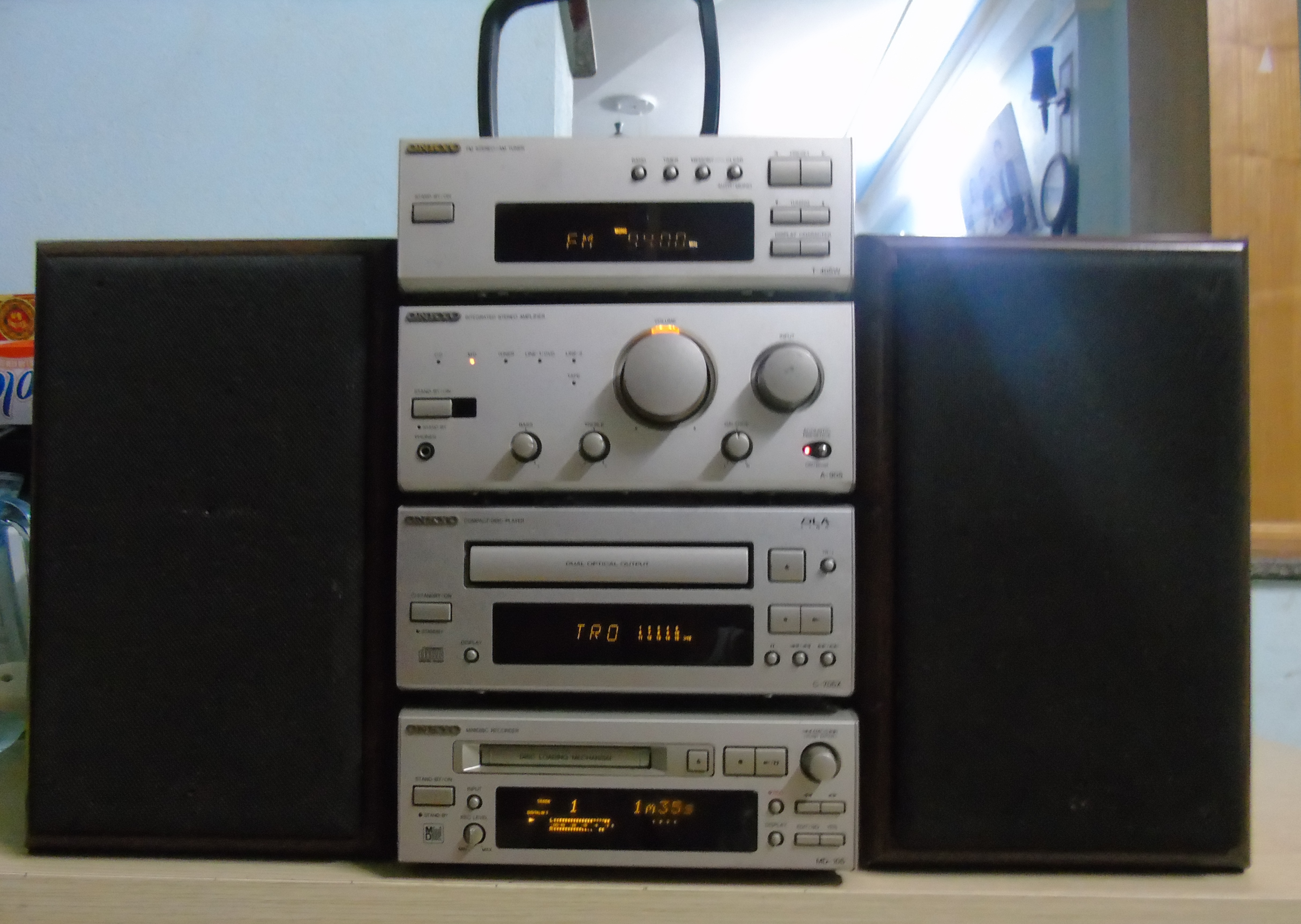 Dàn âm thanh Onkyo A905