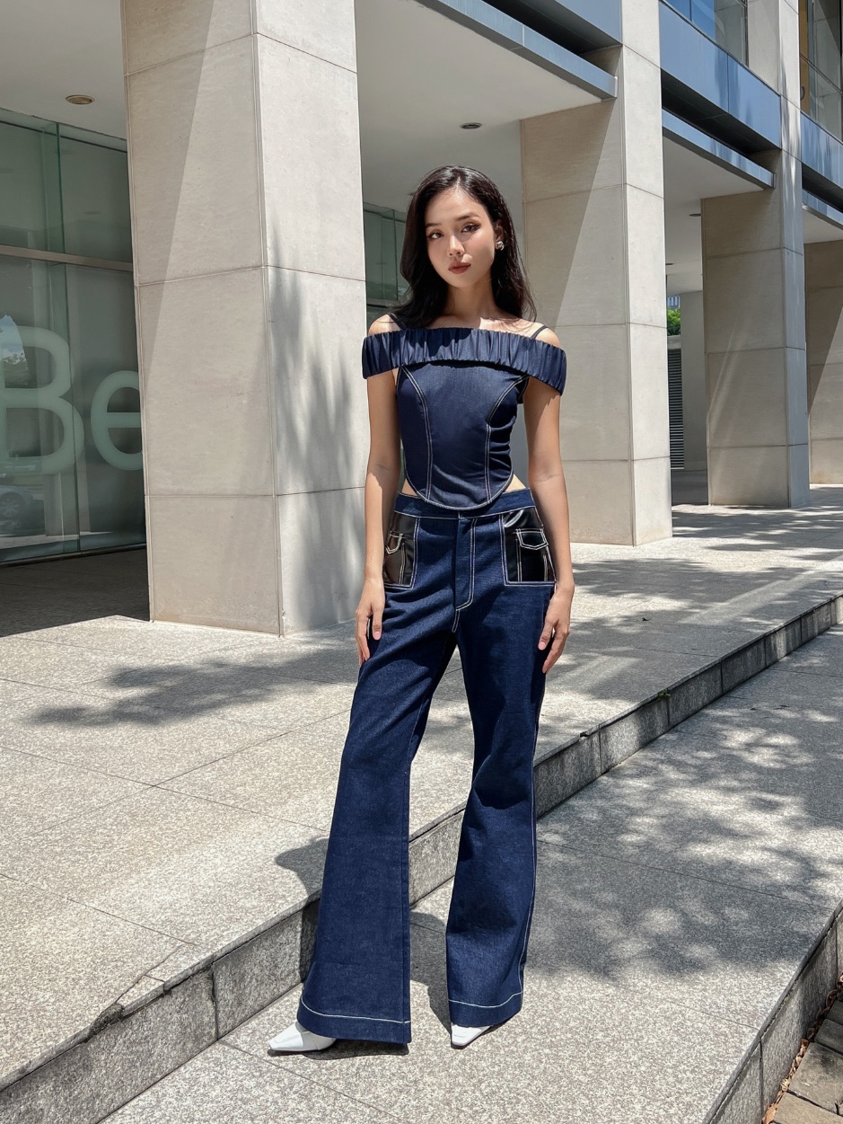 COCO SIN - Quần Jean Xanh Loe Phối Túi