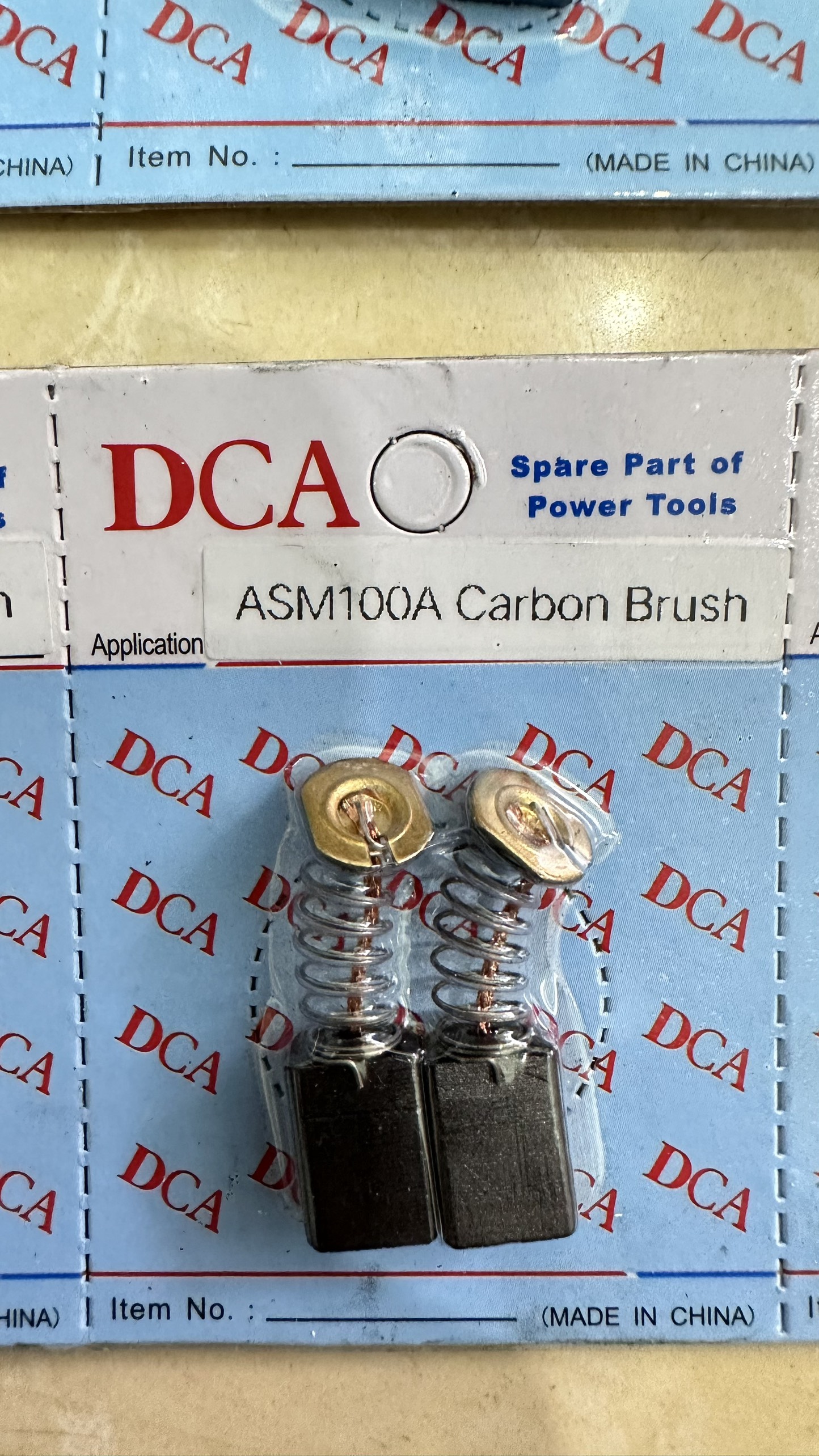 Chổi than DCA 411A (ASM100A) 6x9x12mm