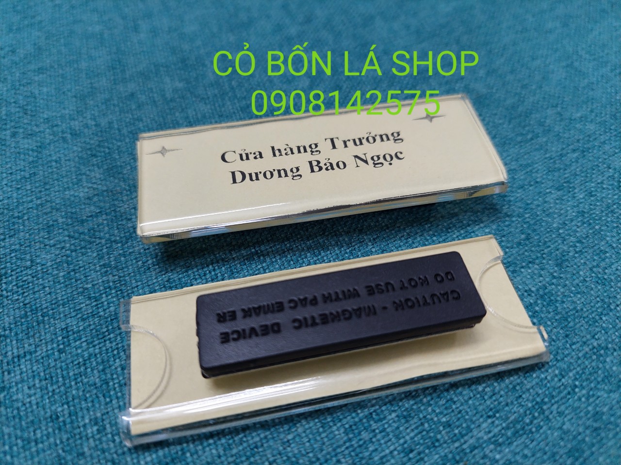 Bảng tên nhân viên gắn nam châm/ bảng tên mica gắn nam châm