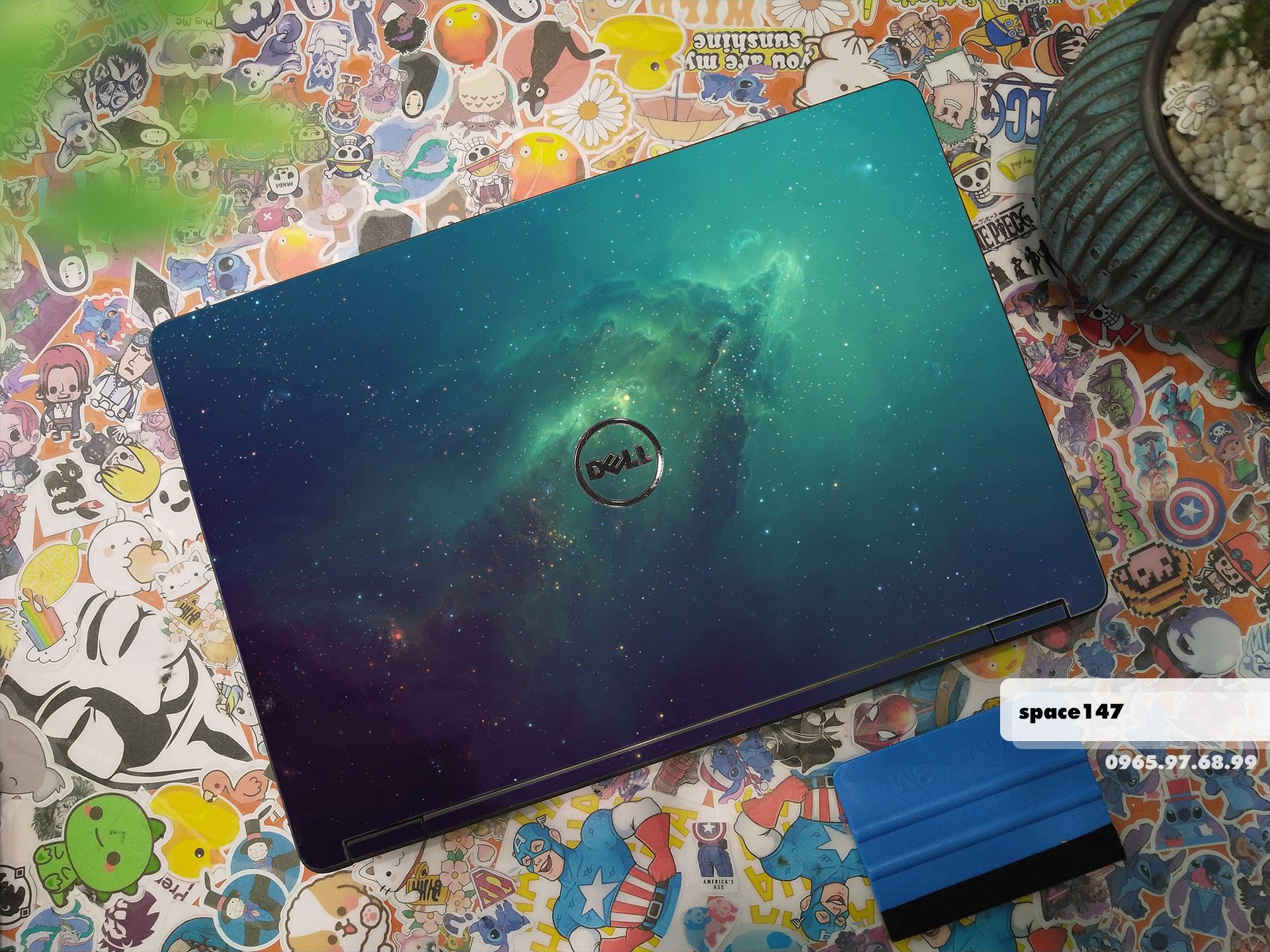 Decal Skin dán Laptop Dell mẫu không gian (inbox mã máy cho shop)