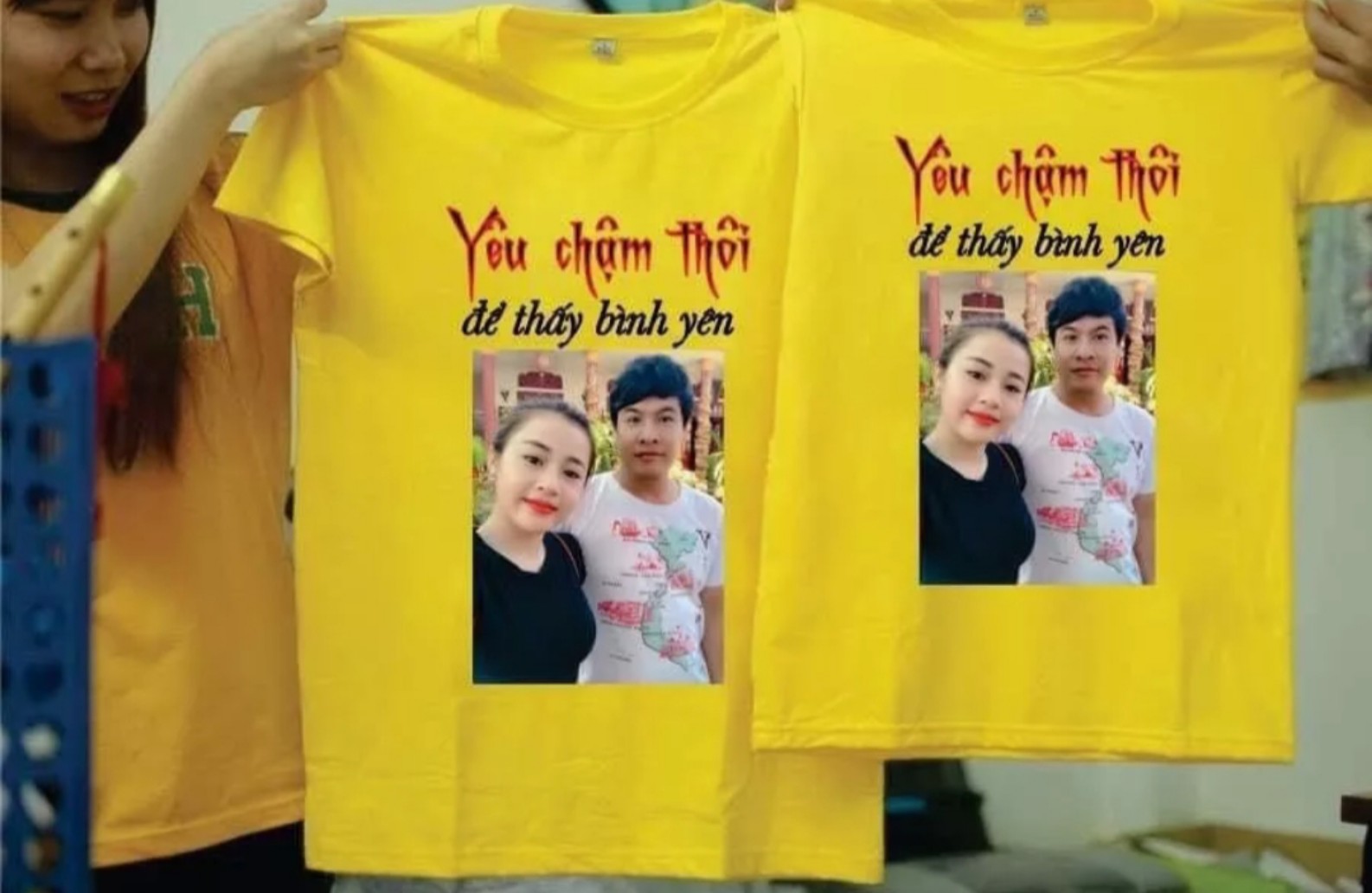 (HCM) áo thun CẶP ĐÔI in hình siêu nét( LƯU Ý KHÁCH ĐẶT HÀNG CHỌN MÀU VÀ GỬI HÌNH QUA TIN NHẮN CHÁT CHO SHOP)_ thời trang LEDU